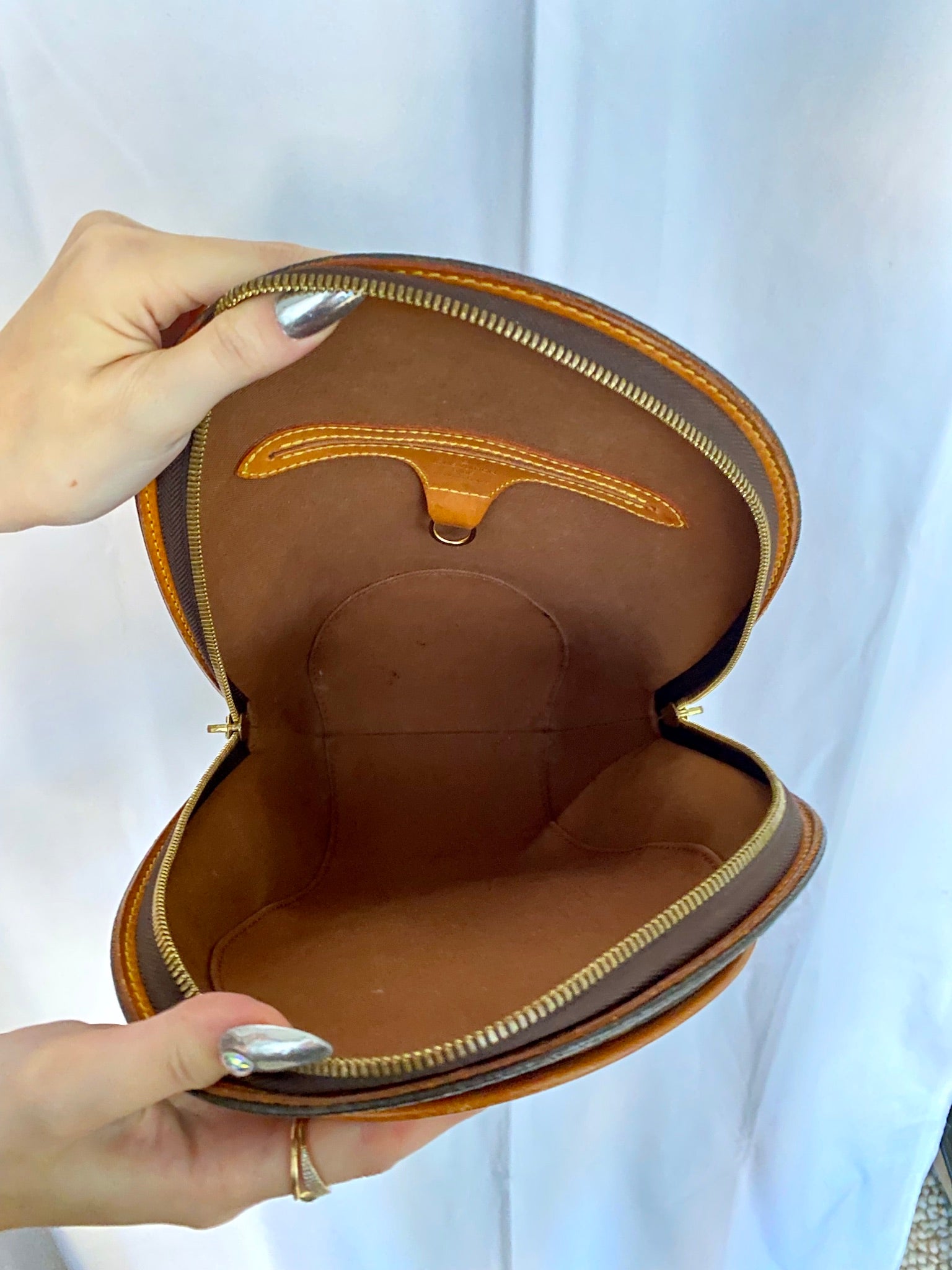 Louis Vuitton // Brown Monogram Ellipse Bag – VSP Consignment